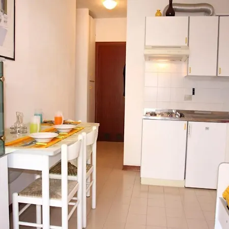 아파트 Adorable Flat For 4 Guests In Pineda