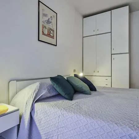 Apartmán With Rooftop Pool Bibione